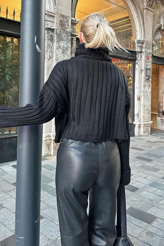 Pull court en laine - Noir