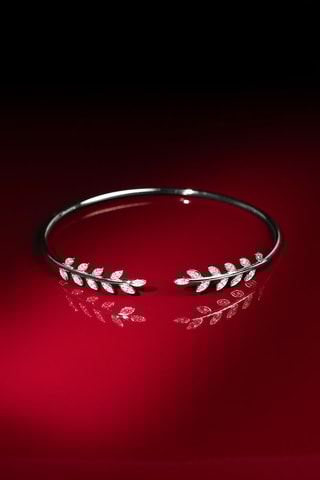 Bracciale bangle Comme une feuille - Oro bianco e diamanti