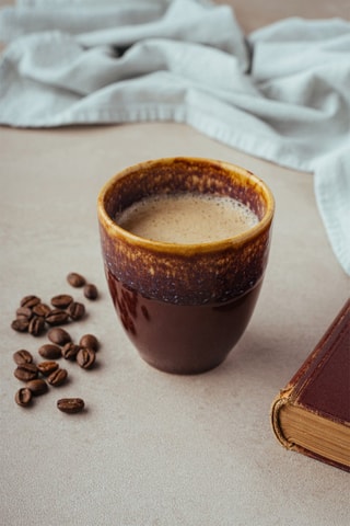 6 canecas - 8 x 8 x 10 cm