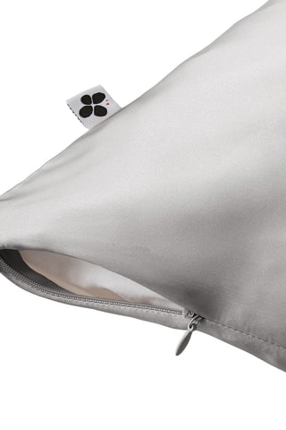 Funda de almohada de seda de morera Soanne - Gris claro