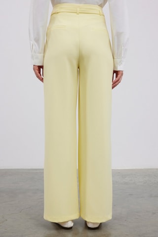 Calças wide legs - Amarelo-pálido