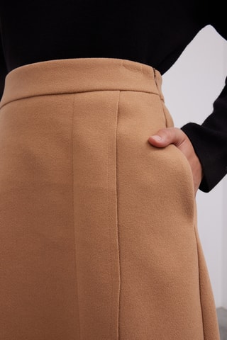 Saia direita - Camel