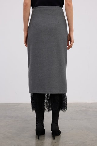 Saia comprida - Cinzento