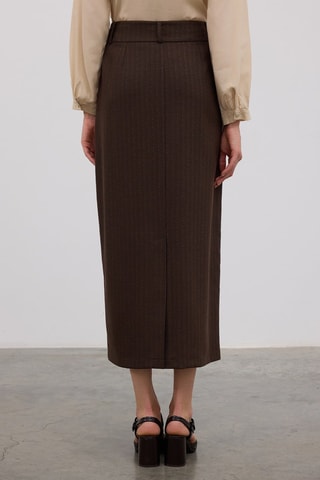Saia comprida - Castanho