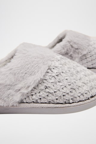 Pantoufles fourrées - Gris clair