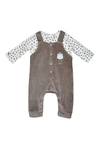 Jardineiras e t-shirt - Toupeira