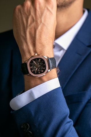 Relógio automático couro Preto e dourado rosa