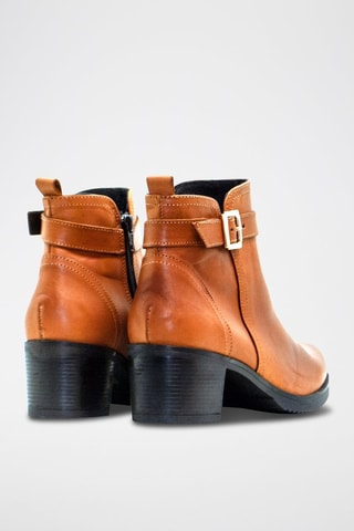 Stivaletti in crosta di pelle - Cammello