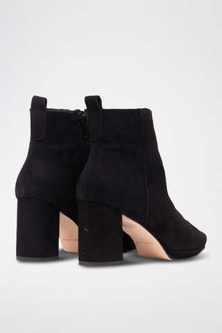 Stivaletti in pelle scamosciata - Nero