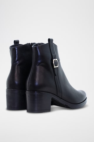 Stivaletti in crosta di pelle - Nero