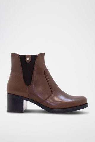 Stivaletti in crosta di pelle - Marrone