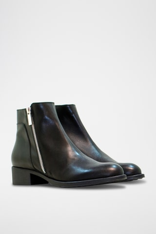 Stivaletti in crosta di pelle - Nero