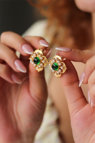 Pendientes bañados en oro fino amarillo - Perla y ojo de gato