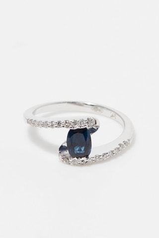 Anillo Atlantide - 
Oro blanco, diamantes y zafiro