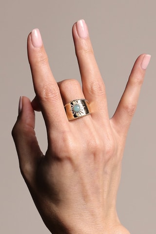 Anillo Carmenta - Oro amarillo, diamantes y amazonita