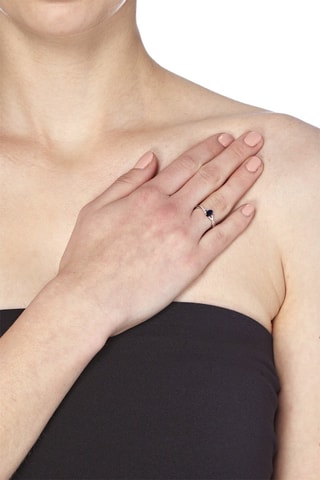 Anillo Deepest Blue - Oro blanco, diamantes y zafiro