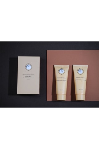 Estuche de crema de manos y de pies 8 % Kedma - 2 productos