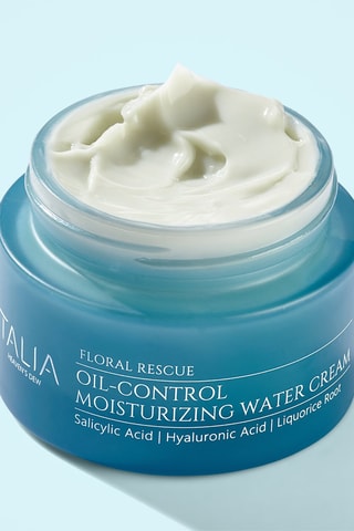 Crema acuosa hidratante Oil-Control - 
50 ml -