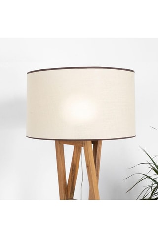 Lámpara de pie de madera de Sungkai - Natural