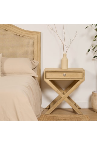 Mesilla de noche de 1 cajón de madera de Sungkai - 53 x 60,5 x 35 cm