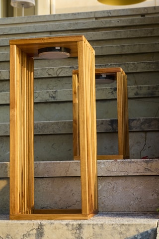 Lanterna a energia solare LED senza cavo in teak massiccio Chennai - Beige