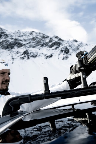 Porta-esqui em barras de teto - Preto