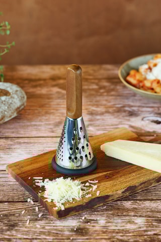 Rallador de acero inoxidable y madera