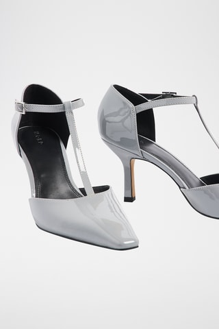 Mary Jane con tacco in vernice - Grigio chiaro