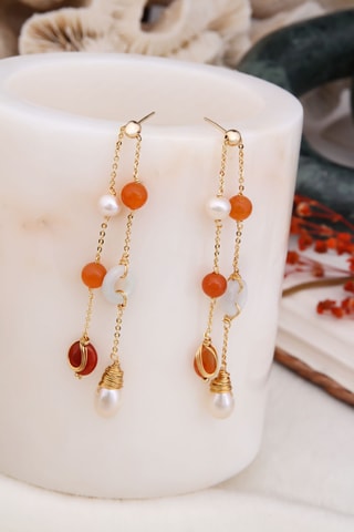 Brincos - Banhado a ouro amarelo, pérolas de cultura, ágatas e madrepérola