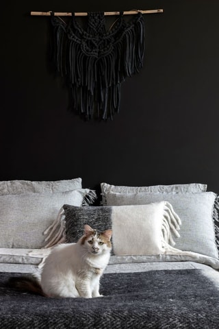 Coussin en laine Van - Noir et écru - 40 x 60 cm