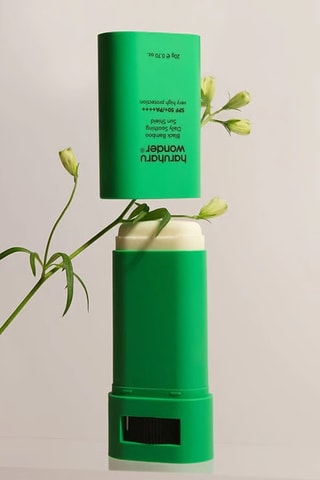 Pantalla solar calmante con bambú negro SPF 50+ - 20 g