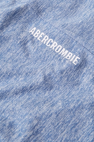 T-shirt à capuche - Bleu clair