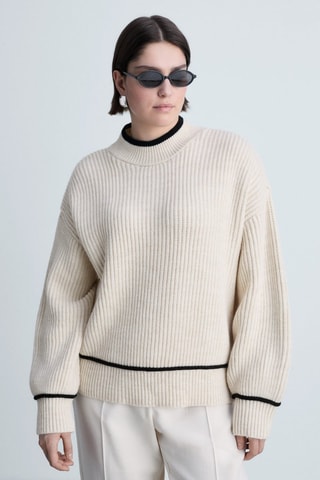 Pull-over col montant détails contrastés - Beige