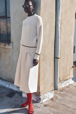 Pull-over col montant détails contrastés - Beige