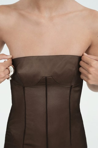 Robe courte encolure corset - Noir