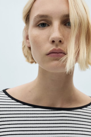 T-shirt à rayures côtelé - Blanc cassé