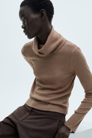 T-shirt côtelé col roulé - Marron