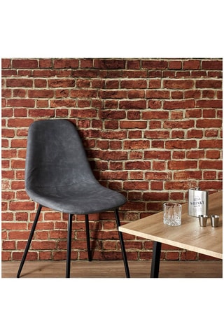 2 chaises - Gris et noir