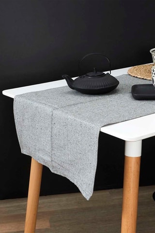 2 chemins de table rectangulaire 
Vert olive - 150 x 50 cm