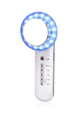 Apparecchio trattamento pelle 6 in 1