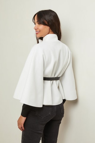 Abrigo capa - 
Blanco