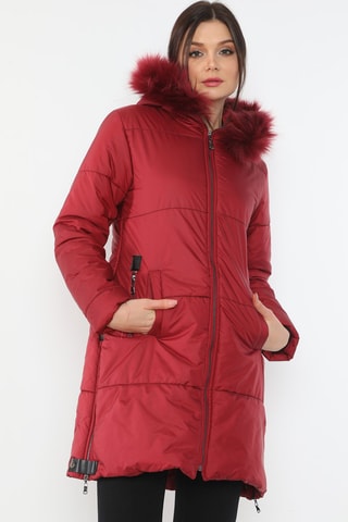 Lange gewatteerde jas. Bordeauxrood