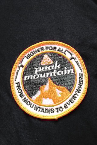 Parca com capuz Cogan Preto