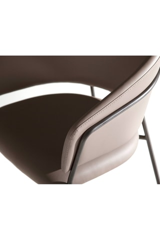 2 chaises Taupe et noir