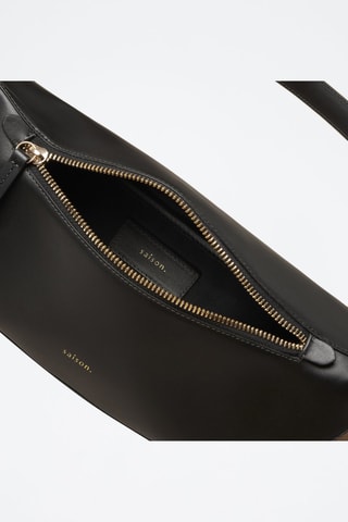 Borsa a spalla in pelle Pia  - Nero