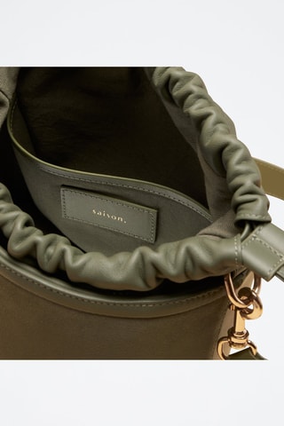 Borsa a secchiello in pelle Gwen  - Verde