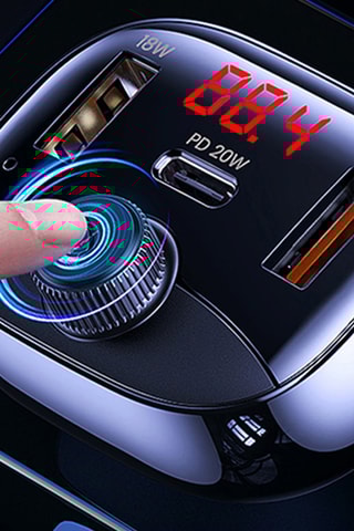 Caricabatteria per auto 50W Trasmettitore FM Doppia porta USB-A e Porta USB-C