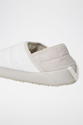 Fleece Slip-ons Denali Thermoball Traction - Wit en Lichtgrjis