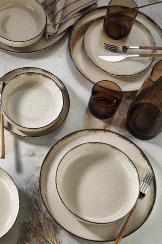 Service en porcelaine - 16 pièces