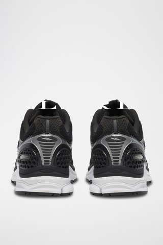 Zapatillas Progrid Triumph 4 - Negro